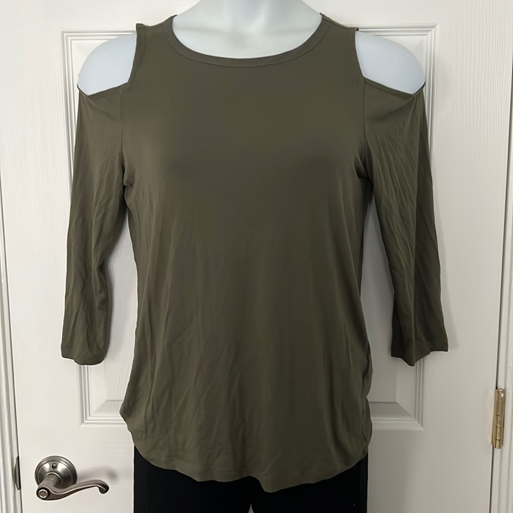 EUC Banana Republic Factory olive green cold shoulder top